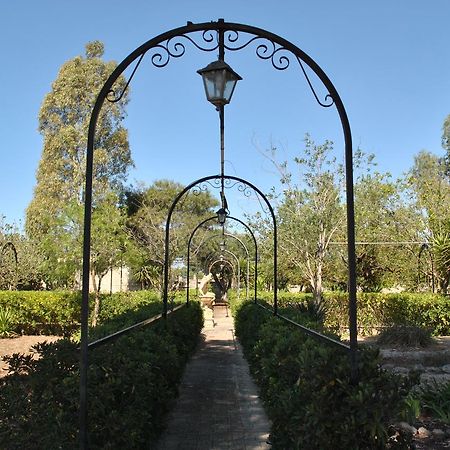 B&B Ginevra Pulsano Buitenkant foto