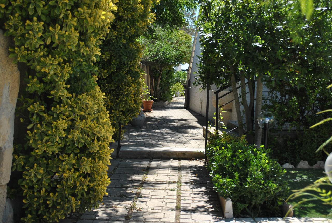 B&B Ginevra Pulsano Buitenkant foto