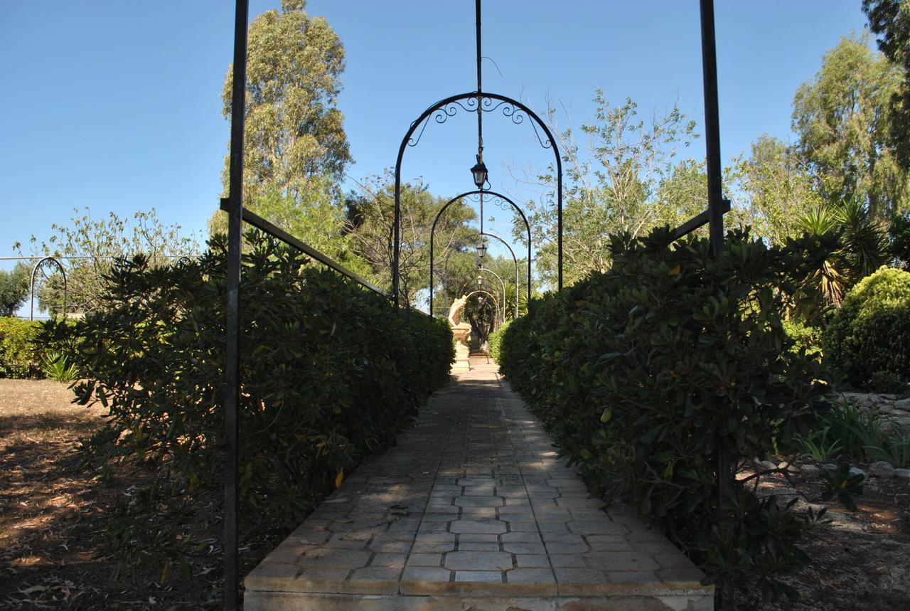 B&B Ginevra Pulsano Buitenkant foto